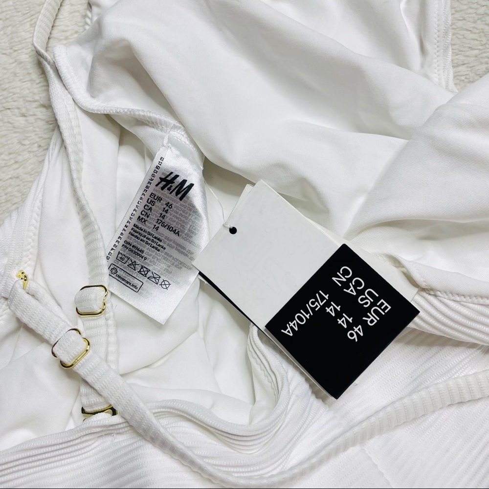 H&M White Swimsuit - Picture 3 of 3